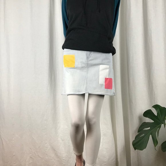 Calvin Klein Stretch Mini Denim Skirt in Light Wash & Colorblock Patchwork - Picture 6 of 7